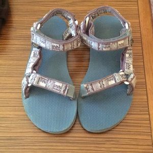 Tevas